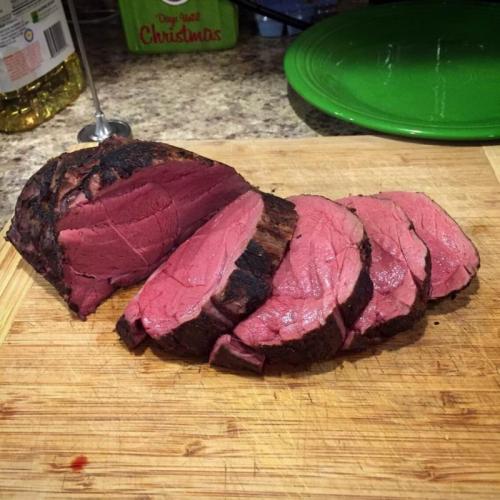 Roast Beef
roast-beef.jpg [Food and Drink]

File Size (KB): 161.75 KB
Last Modified: November 26 2021 18:31:04
