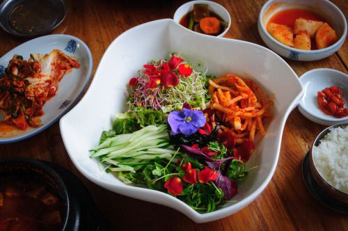 rjkoehler: A very beautiful saessak bibimbap, or rice mixed with fresh sprouts - and flower petals, apparently - at Anguk-dong Seolleongtang.