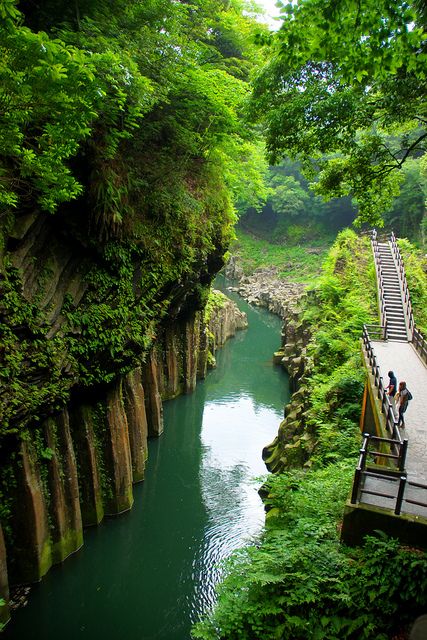 visitheworld: Takachiho Gorge in Miyazaki Prefecture / Japan (by TFM).