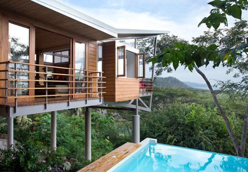 designismymuse: Floating House Overlooking Costa Rican JungleÂ  Architect: Benjamin Garcia Saxe Photography courtesy of The Modern House Source: contemporist