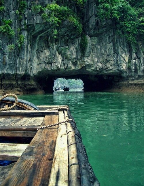keitandsarah: Sea Cave Tunnel- ThailandÂ  @tumb.epicks.item.180147879314334.ws