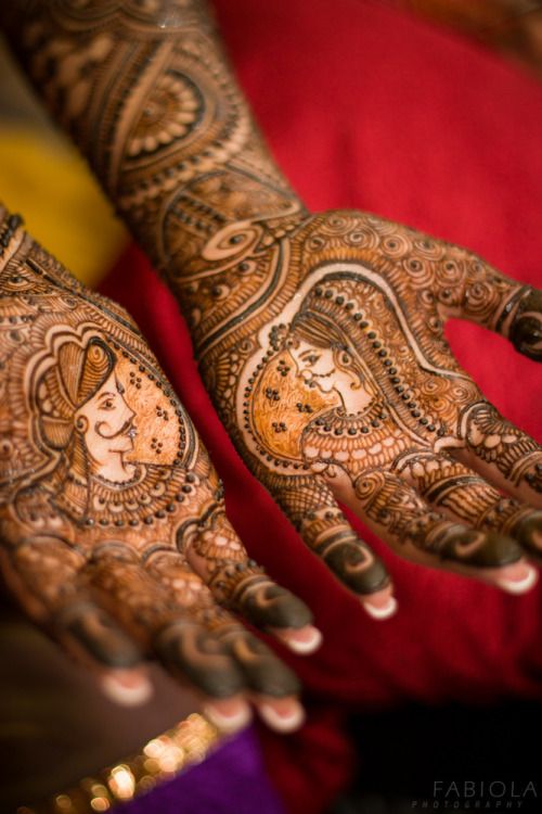 beautiful henna work from a pre-wedding ceremonyÂ  @tumb.epicks.item.837361706180844.ws