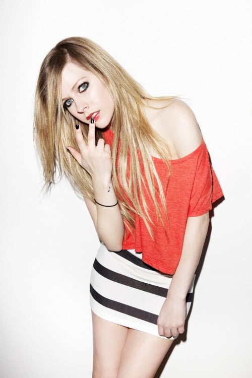 elegant-girls:<br /><br />Avril Lavigne (Elegant Girls 优雅 女人)