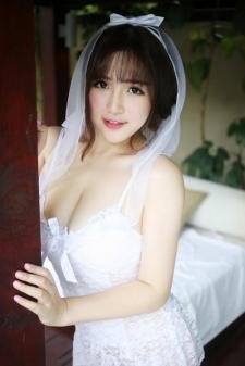 美媛馆性感新娘白色婚纱系列写真(图4)
