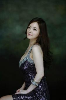 韩国大胸美女模特