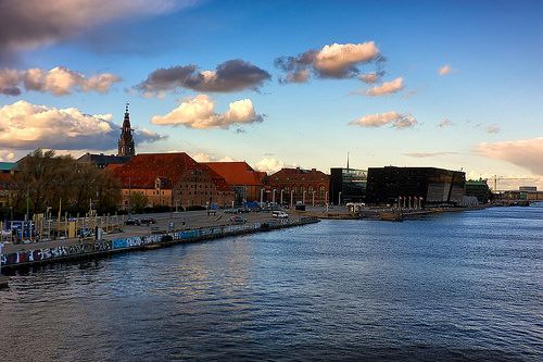 Looking over Copenhagen
/tmp/UploadBetanQ0gJW [Views Landscape Travel]

File Size (KB): 38.98 KB
Last Modified: November 26 2021 18:31:41
