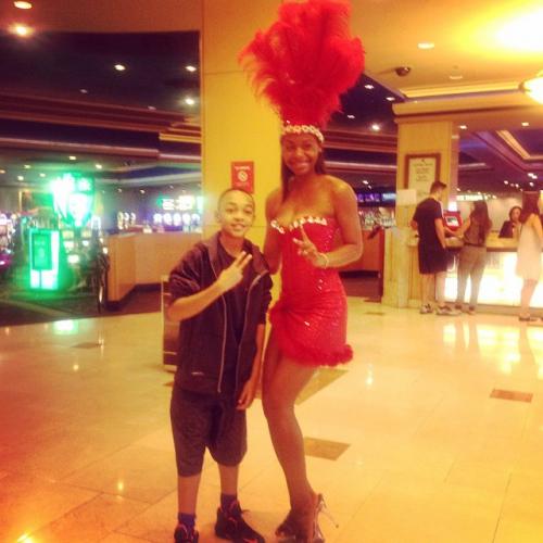 Ayeee... #ShowGirl #WeOut #Holdat #SpringBreak2K15
/tmp/UploadBeta34Q5yc [Showgirl]

File Size (KB): 66.3 KB
Last Modified: November 26 2021 18:31:26
