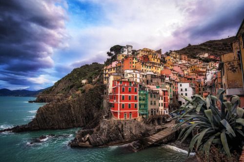 500pxpopular: Colors of Riomaggiore by AaronChoiPhoto