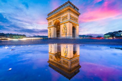 500pxpopular: Arc de Triomphe puddle mirror at dusk by Loic80l