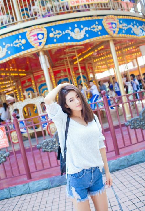 清纯可爱性感美女夏茉GIGI游乐场搞怪卖萌集 性感 妹子 Sexy Girls
/tmp/UploadBetaaKaxuK [性感 妹子 Sexy Girls] url = http://7su.me/wp-content/uploads/zngirls/2016/08/31/04/2016083120270.jpg

File Size (KB): 438.65 KB
Last Modified: November 26 2021 17:31:19
