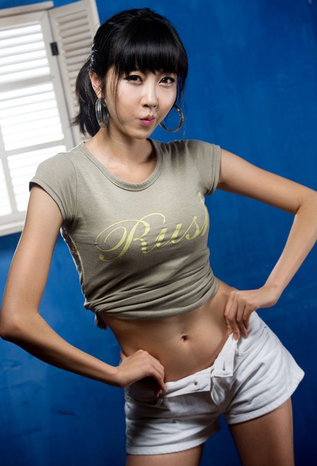 韩国性感美女场外桌球大比拼(图6), XUju6B [车模 妹纸 Car Models] url = http://7su.me/wp-content/uploads/zngirls/2016/08/31/00/2016083116516.jpg