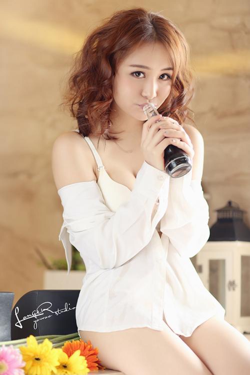 露沟美女可口可乐代言性感写真(图5)
/tmp/UploadBetaF9M46b [清纯 妹子 Cute Ladies] url = http://7su.me/wp-content/uploads/zngirls/2016/08/31/00/2016083115565.jpg

File Size (KB): 122.26 KB
Last Modified: November 26 2021 17:51:09
