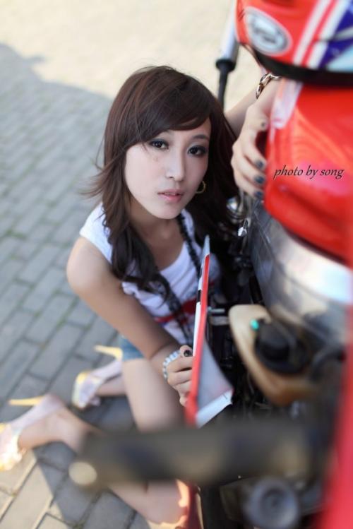 极品机车女孩金楊精品写真照片(图5)
/tmp/UploadBetavnk4Zw [车模 妹纸 Car Models] url = http://7su.me/wp-content/uploads/zngirls/2016/08/31/00/2016083116627.jpg

File Size (KB): 76.64 KB
Last Modified: November 26 2021 17:42:49
