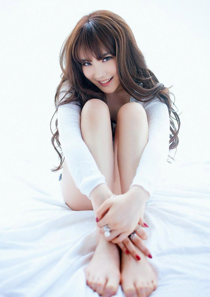 清纯美女牛仔短裤长发照(图3), 5cvQkN [清纯 妹子 Cute Ladies] url = http://7su.me/wp-content/uploads/zngirls/2016/08/31/00/2016083115460.jpg