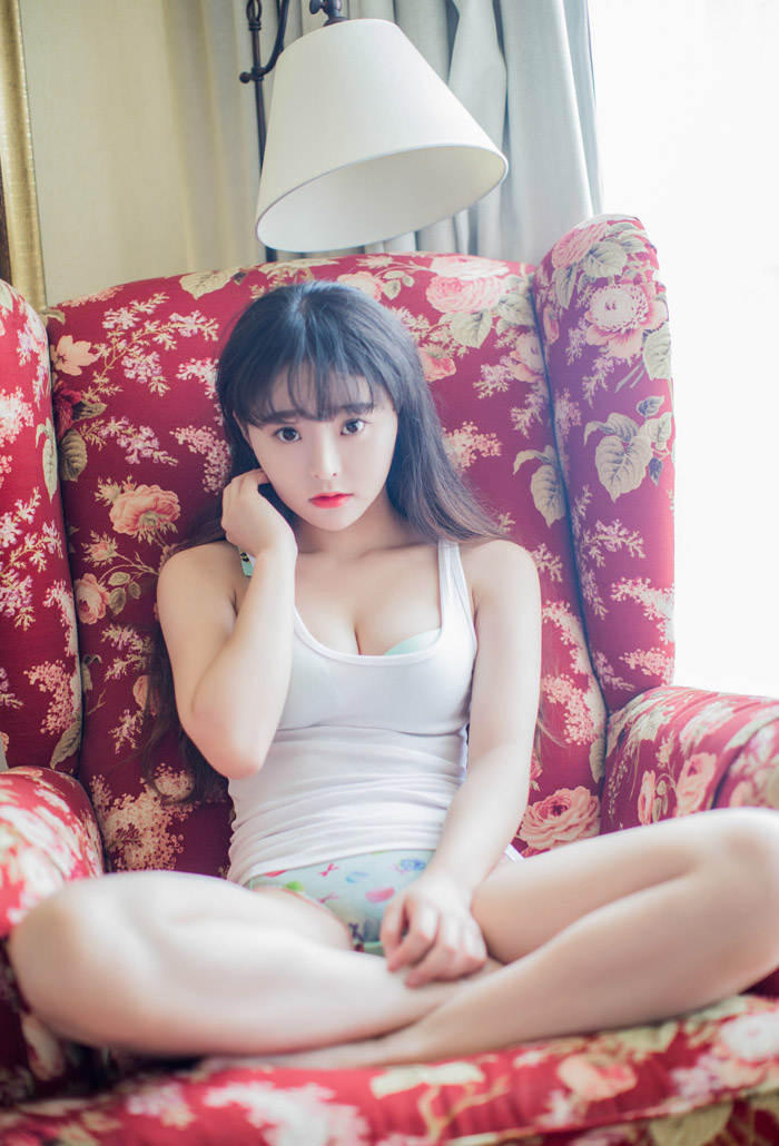 萝莉妹子柳侑绮雪亮大眼郊游照(图15), wrKsPg [清纯 妹子 Cute Ladies] url = http://7su.me/wp-content/uploads/zngirls/2016/08/31/00/2016083114976.jpg