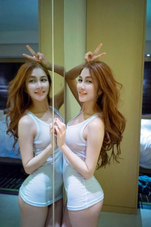 推女郎李七喜大胆沐浴性感图(图2)
/tmp/UploadBetaeo2fBE [性感 妹子 Sexy Girls] url = http://7su.me/wp-content/uploads/zngirls/2016/08/31/00/2016083126716.jpg

File Size (KB): 227.53 KB
Last Modified: November 26 2021 17:38:59
