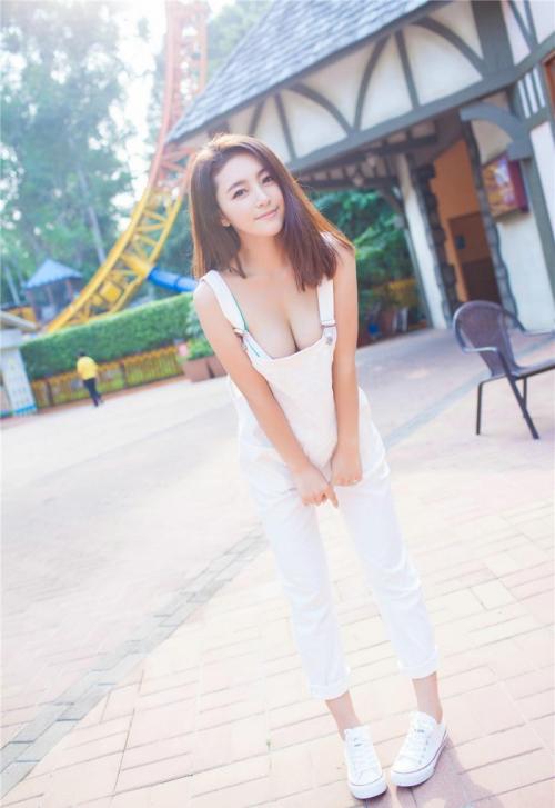 清纯可爱女生夏茉GIGI俏皮性感写真 性感 妹子 Sexy Girls
/tmp/UploadBetahbJjy1 [性感 妹子 Sexy Girls] url = http://7su.me/wp-content/uploads/zngirls/2016/08/31/02/2016083119279.jpg

File Size (KB): 280.66 KB
Last Modified: November 26 2021 17:51:07
