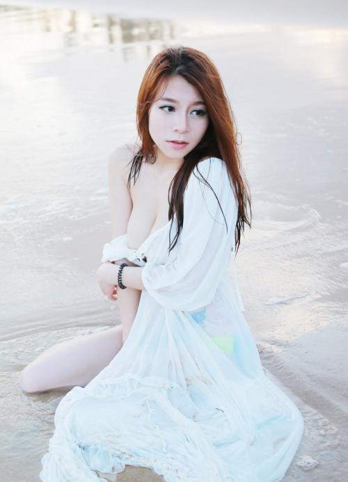 网络爆红美女Vetiver嘉宝贝儿(图15)
/tmp/UploadBetaioqSEe [性感 妹子 Sexy Girls] url = http://7su.me/wp-content/uploads/zngirls/2016/08/31/00/2016083125948.jpg

File Size (KB): 108.64 KB
Last Modified: November 26 2021 17:41:55
