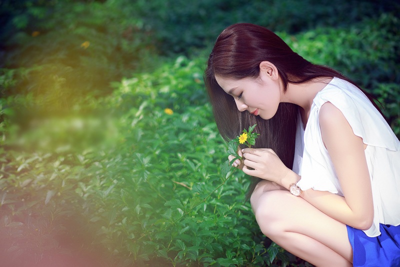 恬静MM夏日野外清新写真(图3), 6D0Uho [清纯 妹子 Cute Ladies] url = http://7su.me/wp-content/uploads/zngirls/2016/08/31/00/2016083115652.jpg