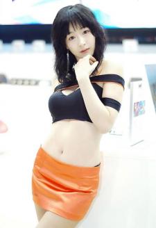 甜美模特李佳娜韩国釜山车展照片(图4)