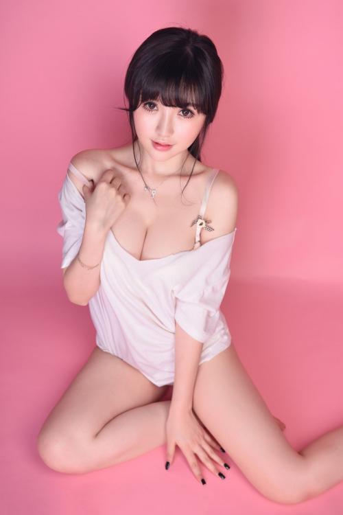 推女神美女米妮mini小秀乳沟么么哒(图10)
/tmp/UploadBetaX5LTAV [性感 妹子 Sexy Girls] url = http://7su.me/wp-content/uploads/zngirls/2016/08/30/10/201608301225.jpg

File Size (KB): 77 KB
Last Modified: November 26 2021 18:18:57
