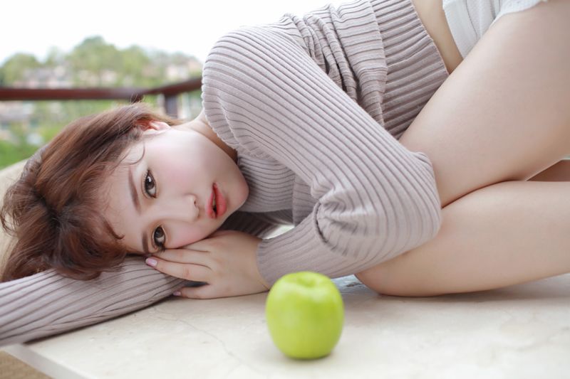 童颜巨乳徐cake透视装酒店玩翻滚(图21), rMqP4E [性感 妹子 Sexy Girls] url = http://7su.me/wp-content/uploads/zngirls/2016/08/29/201608291751.jpg