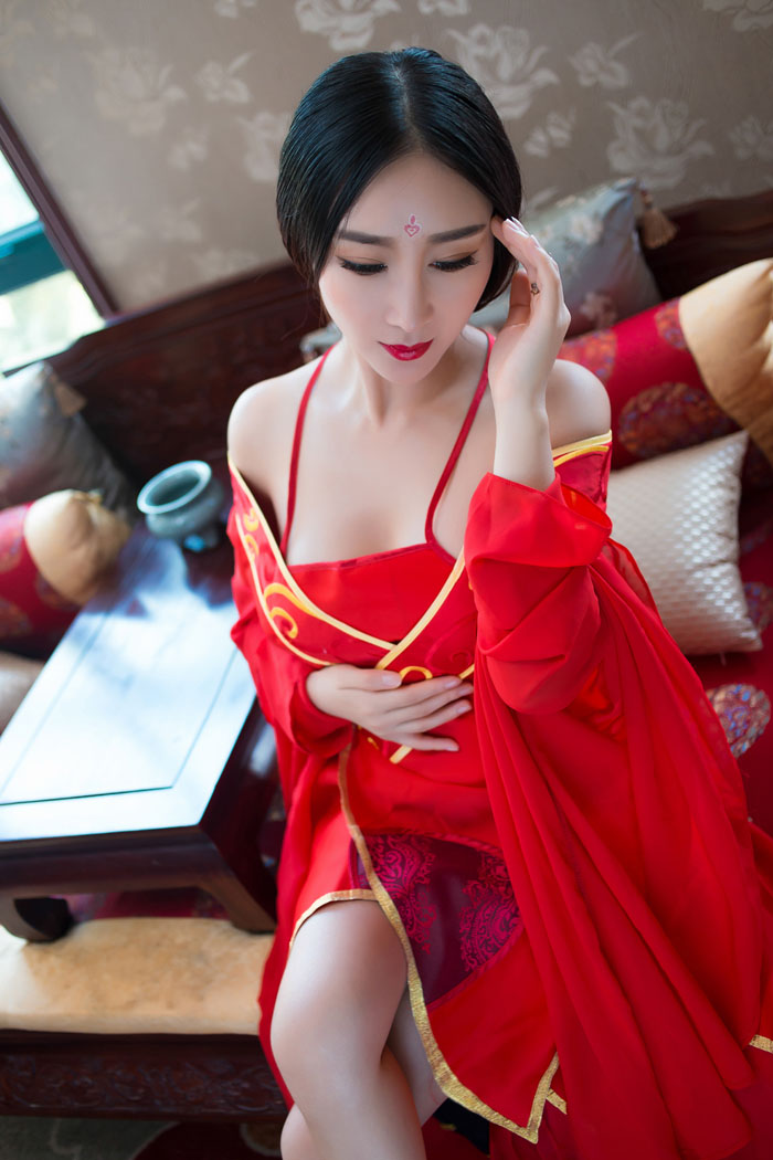 现代东方不败邹晶晶另类性感写真(图1), ATV7fL [性感 妹子 Sexy Girls] url = http://7su.me/wp-content/uploads/zngirls/2016/08/30/10/20160830352.jpg
