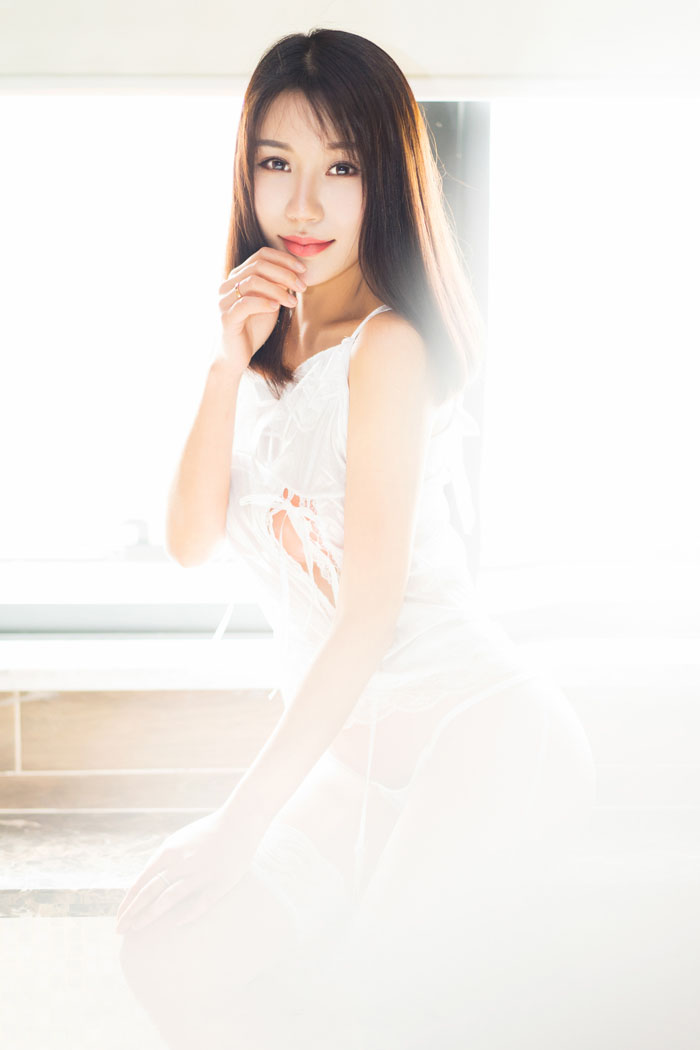 妖艳女仆宋梓诺风骚撩人秀魔鬼身材(图14), ahZBlv [性感 妹子 Sexy Girls] url = http://7su.me/wp-content/uploads/zngirls/2016/08/29/201608295129.jpg