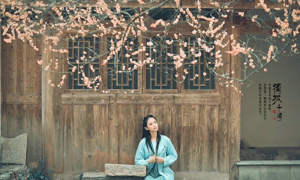 气质古装美女林阳寺下的孤寂身影  [1/8p] 性感 妹子 Sexy Girls, eAeh4g [性感 妹子 Sexy Girls] url = http://7su.me/wp-content/uploads/xd/2016/08/31/23/201608Wednesday171.jpg