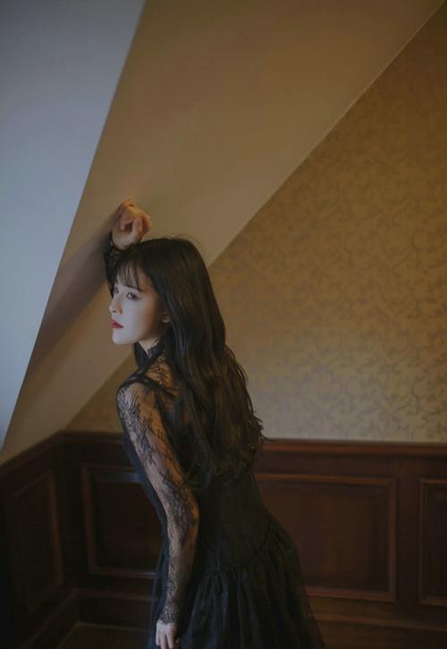 火辣红唇女郎魅惑黑色蕾丝妩媚写真  [1/10p] 性感 妹子 Sexy Girls
/tmp/UploadBetadjZJdA [性感 妹子 Sexy Girls] url = http://7su.me/wp-content/uploads/xd/2016/08/31/23/201608Wednesday41.jpg

File Size (KB): 110.59 KB
Last Modified: November 26 2021 18:05:38
