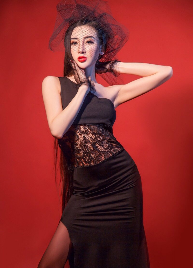 妖娆曲线美女火辣身材妩媚动人  [1/6p] 性感 妹子 Sexy Girls, wUA4Vh [性感 妹子 Sexy Girls] url = http://7su.me/wp-content/uploads/xd/2016/09/03/00/201609Saturday718.jpg