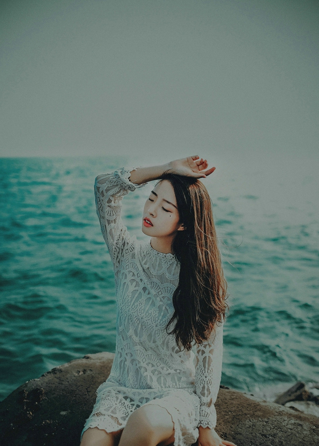 海面上的气质高挑美女安静守候  [1/7p] 性感 妹子 Sexy Girls, EEoqCT [性感 妹子 Sexy Girls] url = http://7su.me/wp-content/uploads/xd/2016/09/03/00/201609Saturday783.jpg
