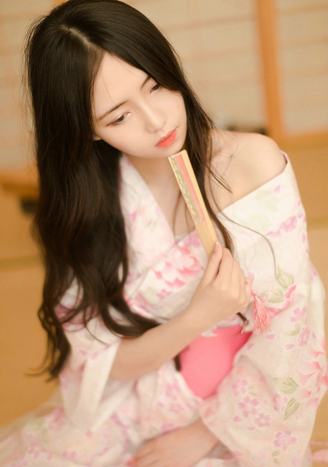 日系和服粉嫩美女高颜值气质写真  [1/7p] 性感 妹子 Sexy Girls, QcoWmD [性感 妹子 Sexy Girls] url = http://7su.me/wp-content/uploads/xd/2016/09/06/00/201609Tuesday1270.jpg