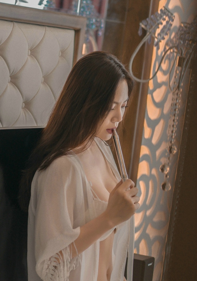 薄纱透视裙美眉性感唯美诱惑写真  [1/7p] 性感 妹子 Sexy Girls, Zh8nf4 [性感 妹子 Sexy Girls] url = http://7su.me/wp-content/uploads/xd/2016/09/05/09/201609Monday962.jpg