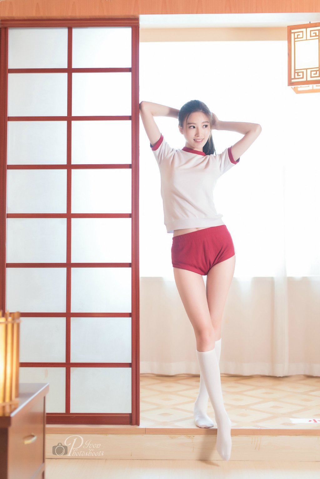 长腿日本妹子, SCqOjz [性感 妹子 Sexy Girls] url = http://7su.me/wp-content/uploads/test/2016/09/09/08/20160909340.jpg
