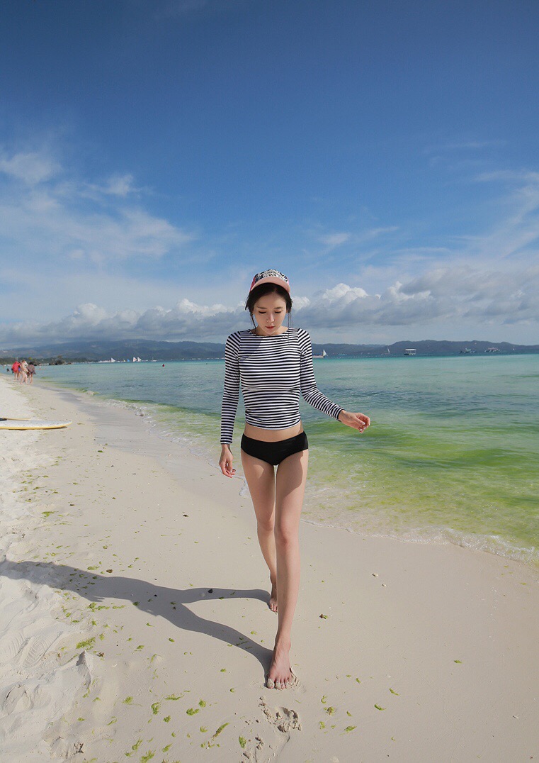 美女着内裤海滩写真, NqgtUy [性感 妹子 Sexy Girls] url = http://7su.me/wp-content/uploads/test/2016/09/18/00/20160918657.jpg
