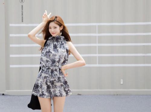 韩国长腿美女
/tmp/UploadBetaGNt3Fy [性感 妹子 Sexy Girls] url = http://img.orzaa.com/co/2016/09/30/00/201609302259.jpg

File Size (KB): 119.7 KB
Last Modified: November 26 2021 18:08:18
