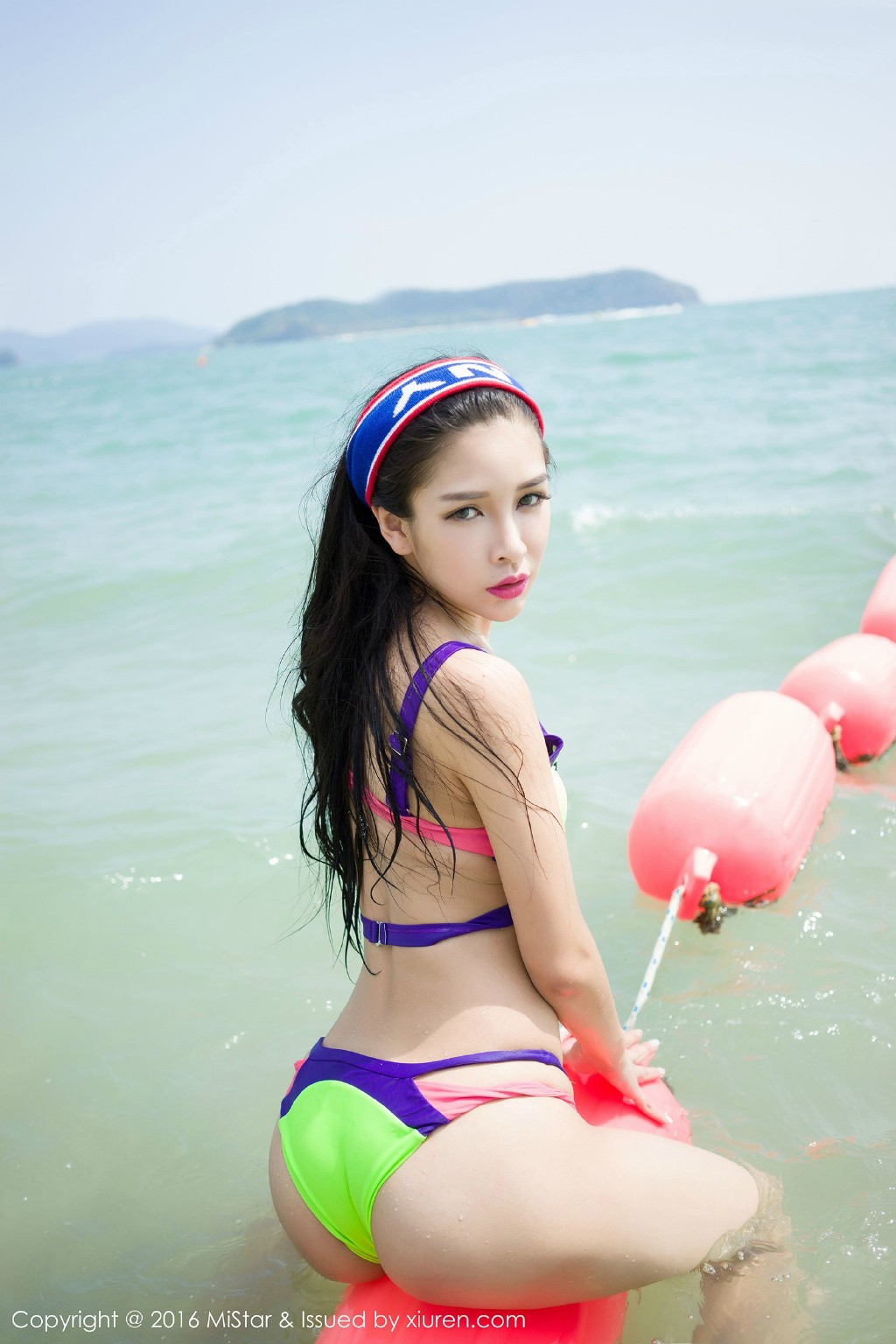 海边比基尼美女, DbjfMU [性感 妹子 Sexy Girls] url = http://img.orzaa.com/co/2016/10/02/01/201610022469.jpg
