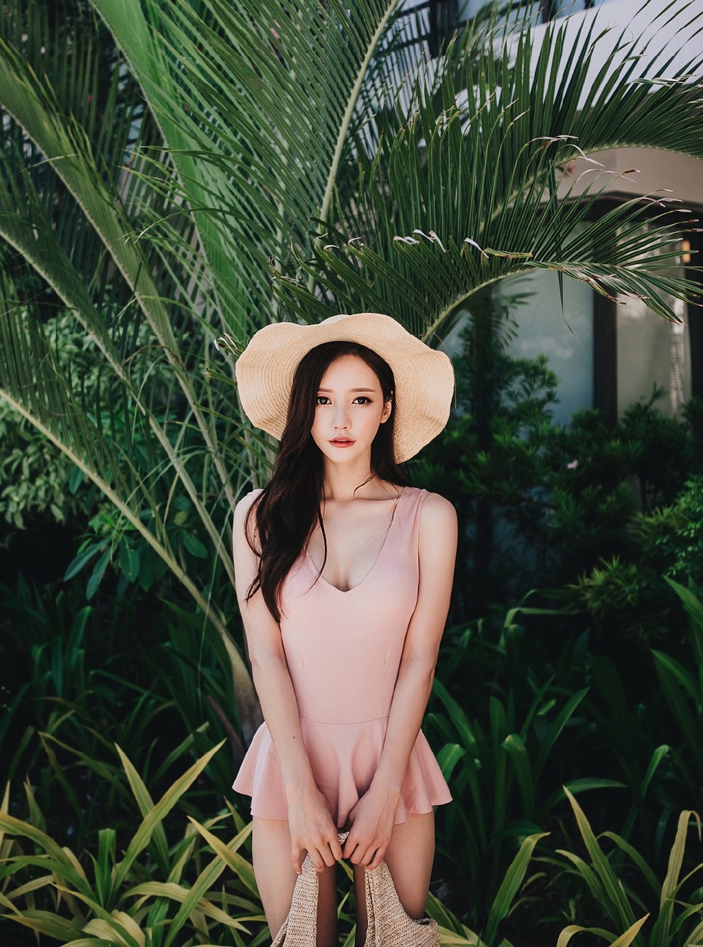 美女复古比基尼写真, uZ0kjz [性感 妹子 Sexy Girls] url = http://img.orzaa.com/co/2016/10/15/00/20161015237.jpg