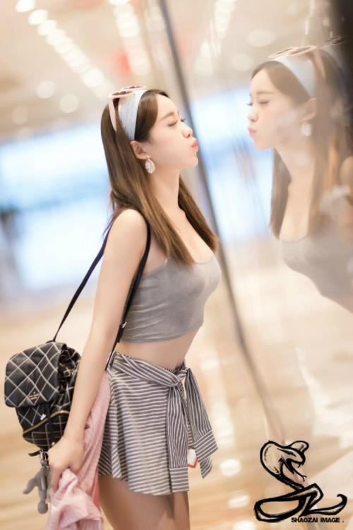 身材高挑的妹子
/tmp/UploadBetasLKWVE [性感 妹子 Sexy Girls] url = http://img.orzaa.com/co/2016/10/14/01/2016101431.jpg

File Size (KB): 170.74 KB
Last Modified: November 26 2021 17:54:42

