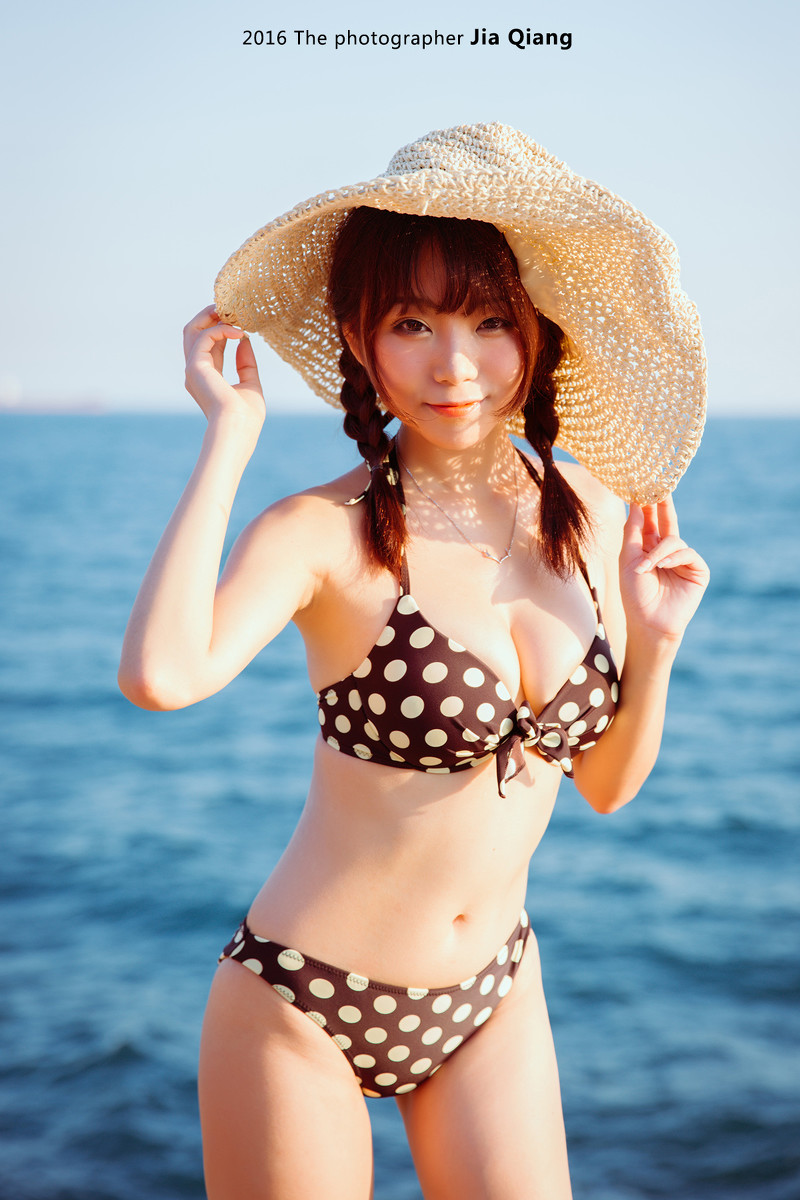 大胸泳装美女, Tgafpu [性感 妹子 Sexy Girls] url = http://img.orzaa.com/co/2016/10/15/16/20161015408.jpg