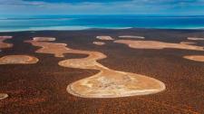 Gypsum claypans in Francois Peron National Park, Western Australia (© Yann Arthus-Bertrand/Getty Images) Bing Everyday Wallpaper 2016-10-25