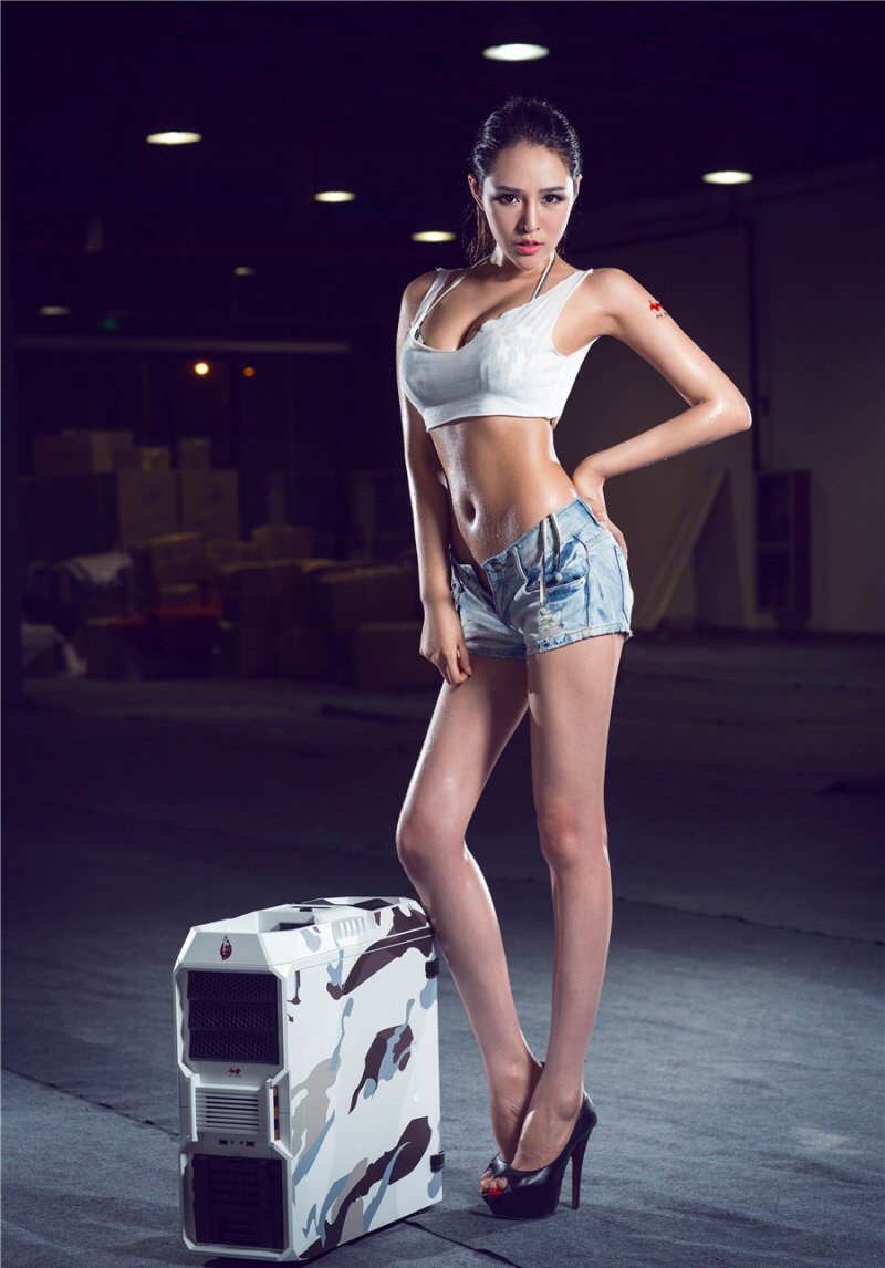 香汗淋漓美女, Jd3aqC [性感 妹子 Sexy Girls] url = http://img.orzaa.com/co/2016/10/24/09/20161024267.jpg