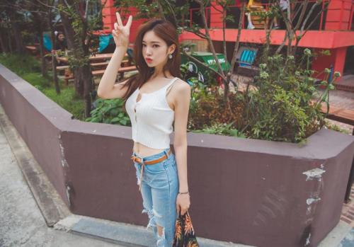 韩国美女模特
/tmp/UploadBetavhJJ76 [性感 妹子 Sexy Girls] url = http://img.orzaa.com/co/2016/10/28/00/20161028973.jpg

File Size (KB): 307.35 KB
Last Modified: November 26 2021 17:55:33

