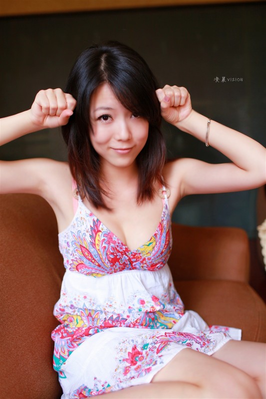 美胸美女少妇, a1Ifvy [性感 妹子 Sexy Girls] url = http://img.orzaa.com/co/2016/10/31/00/201610311235.jpg