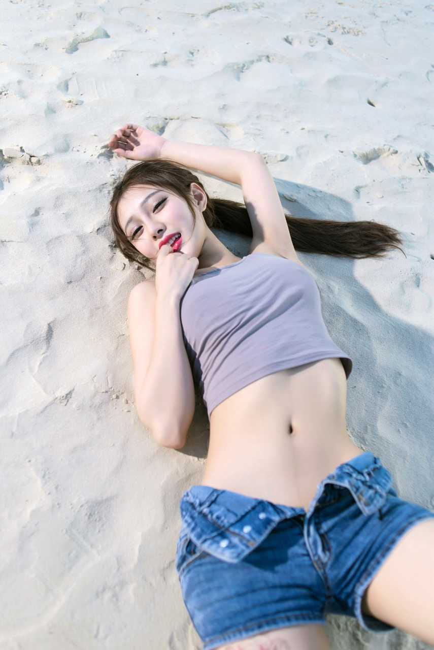 美女牛仔短裤秀美腿, 5bW8Zm [性感 妹子 Sexy Girls] url = http://img.orzaa.com/co/2016/11/01/13/201611011256.jpg