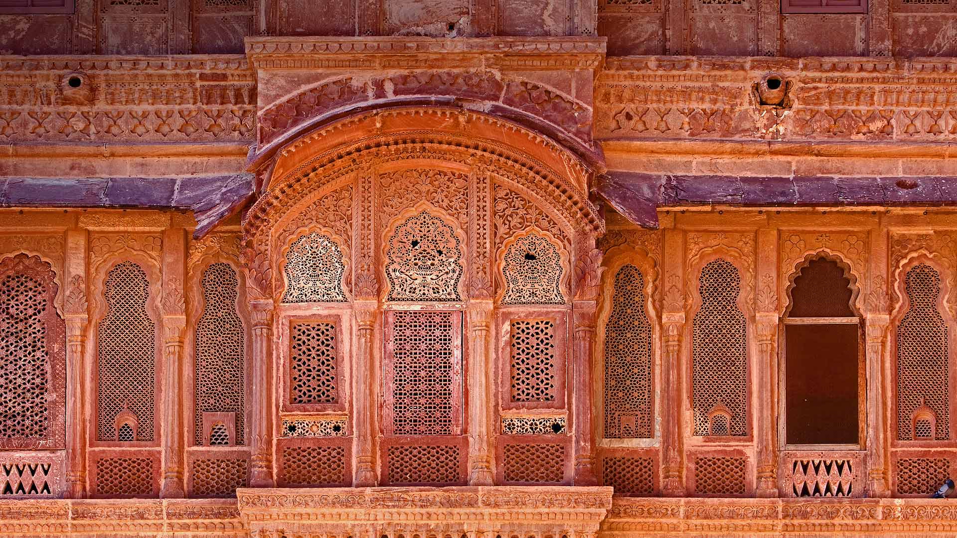 Außenseite der Festung Mehrangarh in Jodhpur, Indien (© Lucas Vallecillos/age fotostock) Bing Everyday Wallpaper 2016-11-06, fWKmac [Bing Everyday Wall Paper 2016-11-06] url = http://www.bing.com/az/hprichbg/rb/MehrangarhFort_DE-DE10353727491_1920x1080.jpg