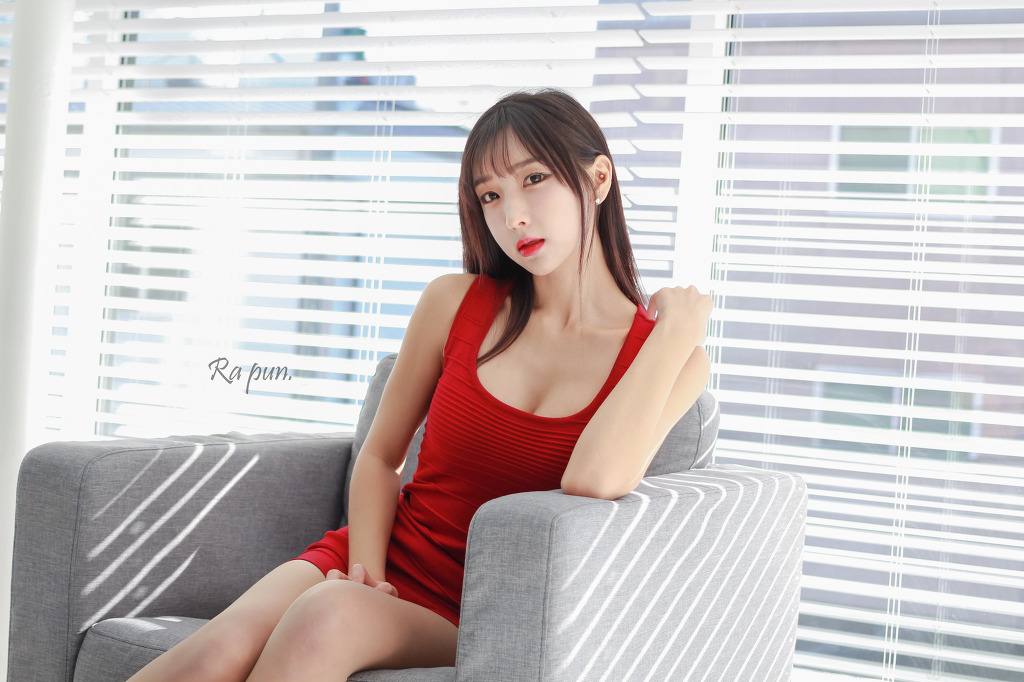 韩国瓜子脸美女, i4nYEz [性感 妹子 Sexy Girls] url = http://img.orzaa.com/co/2016/11/16/14/2016111655.jpg