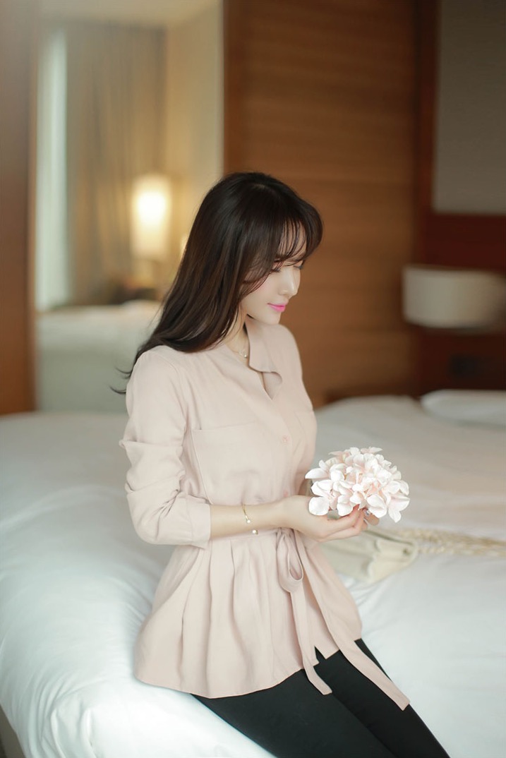 完美少妇房间静美写真, HLBMV7 [性感 妹子 Sexy Girls] url = http://img.orzaa.com/co/2016/11/23/10/20161123859.jpg