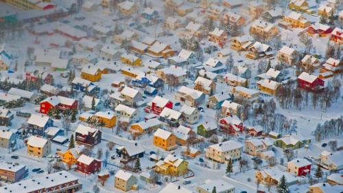 Bunte Häuser in Tromsø, Norwegen (© Tomasz Misiukiewicz/500px) Bing Everyday Wallpaper 2016-12-17
/tmp/UploadBetaJgzga7 [Bing Everyday Wall Paper 2016-12-17] url = http://www.bing.com/az/hprichbg/rb/ColorfulTromso_DE-DE9886390969_1920x1080.jpg

File Size (KB): 332.34 KB
Last Modified: November 26 2021 17:22:26
